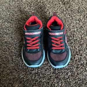 Boys Skechers sz 12 - barely worn